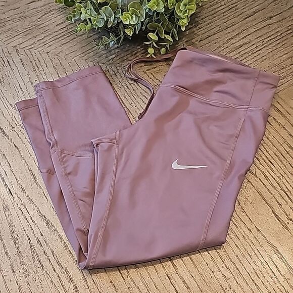 Nike mauve dri fit capri leggings size S - Picture 12 of 12